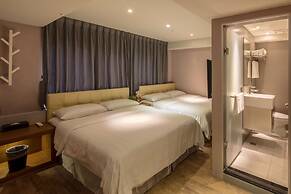 Urtrip Hotel