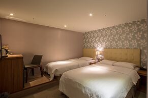 Urtrip Hotel