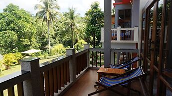 Lanta Intanin Resort