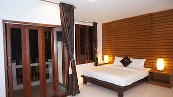 Lanta Intanin Resort