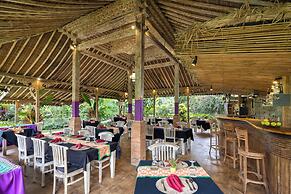 Senetan Villas and Spa Resort