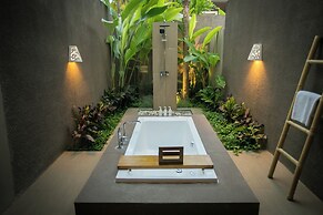 Senetan Villas and Spa Resort