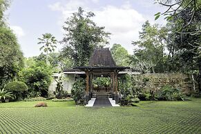 Senetan Villas and Spa Resort