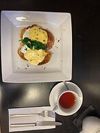No.12 Hotel & Bistro
