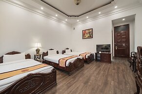 Hanoi Little Town Hotel