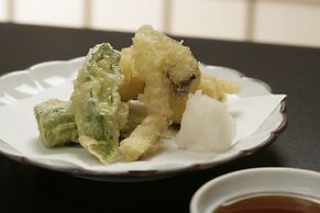 Nagomiyado Towa