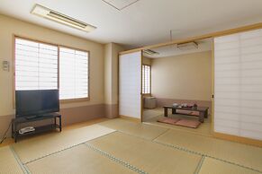 Nagomiyado Towa
