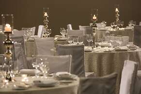 Courtyard Santiago Las Condes