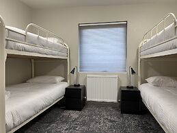 Swagman Chalet