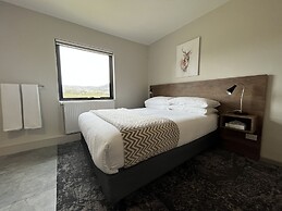 Swagman Chalet