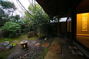Yakakutei