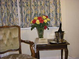The Waldorf Hotel
