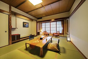 Kawaguchiya Kinosaki Riverside Hotel