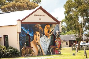 Ship Motel Yarram