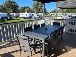 Victor Harbor Holiday Park
