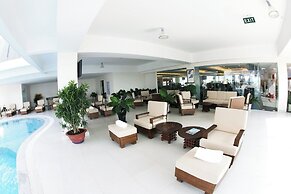 Aurora Hotel Plaza