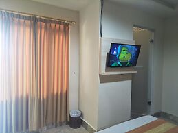 Hotel GRAND ROSELA Yogyakarta
