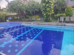Hotel GRAND ROSELA Yogyakarta