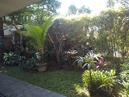 Hotel GRAND ROSELA Yogyakarta