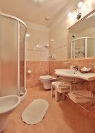 Hotel Fai