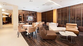 DeSilva Premium Opole