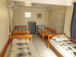 Amakaya Backpackers Travelers Accommodation