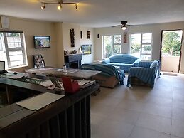 Amakaya Backpackers Travelers Accommodation