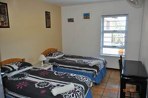 Amakaya Backpackers Travelers Accommodation
