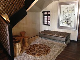 Cycad Guest House