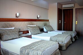 Hotel Büyük Paris
