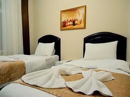 Tolga Hotel