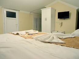 Tolga Hotel
