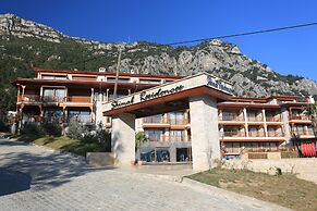 Shimal Panaroma Hotel