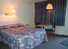 Chinook Motel