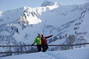 Alpine Lifestyle Berghotel Madlener