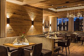 Alpine Lifestyle Berghotel Madlener