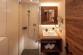 Alpine Lifestyle Berghotel Madlener