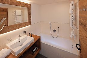 Alpine Lifestyle Berghotel Madlener