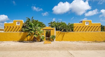 Dive Hut - Boutique Apartments