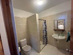 Dive Hut - Boutique Apartments