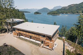 West Coast Wilderness Lodge