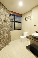 Meridian Suite Hotel