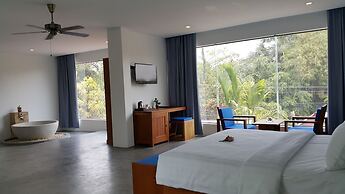 Chez Moi Suite and Spa