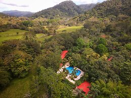 Jaco Hotel Docelunas