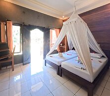 Suka Sari Cottages