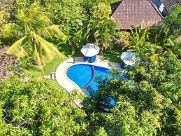Suka Sari Cottages
