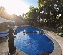 Suka Sari Cottages