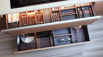 Refresh Boutique Apartments