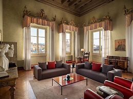 Leone Blu Suites | UNA Esperienze