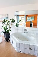 Elevate Rooms Armand Heights